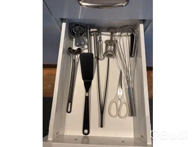 Inventarier till fullt möblerad tvårummare - se alla bilder för komplett innehåll