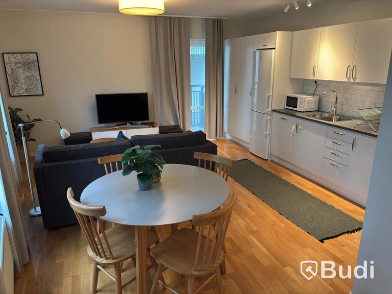 Inventarier till fullt möblerad tvårummare - se alla bilder för komplett innehåll