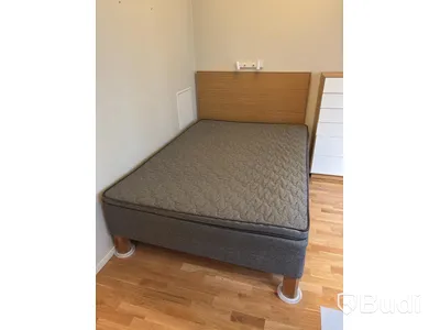 Inventarier till fullt möblerad enrummare - se alla bilder för komplett innehåll