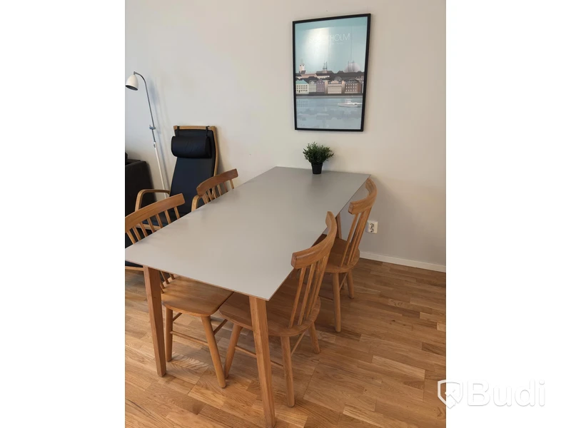 Inventarier till fullt möblerad tvårummare - se alla bilder för komplett innehåll