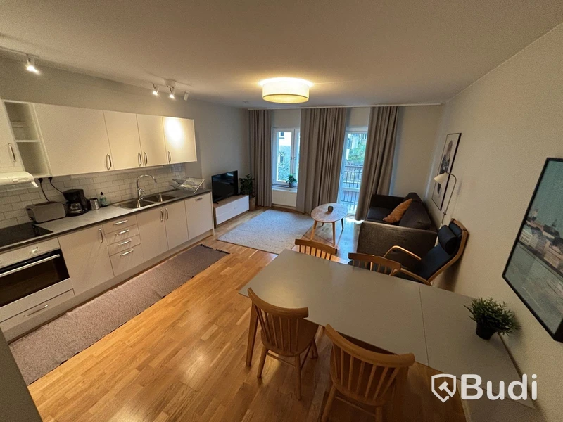 Inventarier till fullt möblerad tvårummare - se alla bilder för komplett innehåll