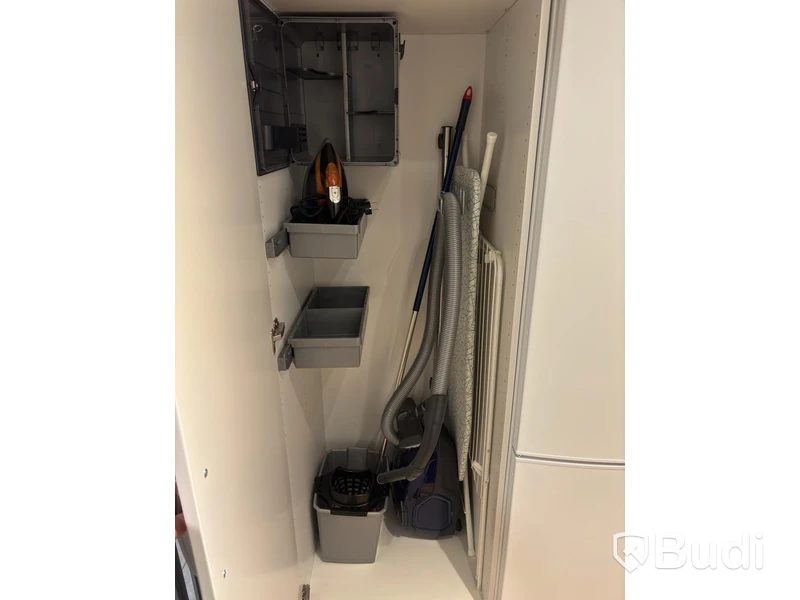 Inventarier till fullt möblerad tvårummare - se alla bilder för komplett innehåll