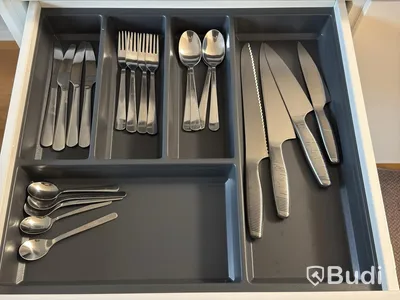 Inventarier till fullt möblerad tvårummare - se alla bilder för komplett innehåll