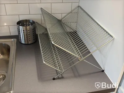 Inventarier till fullt möblerad tvårummare - se alla bilder för komplett innehåll
