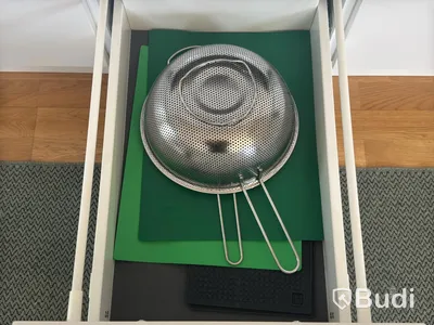 Inventarier till fullt möblerad tvårummare - se alla bilder för komplett innehåll
