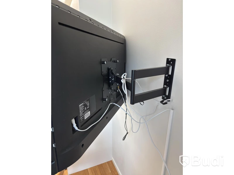 Inventarier till fullt möblerad enrummare - se alla bilder för komplett innehåll