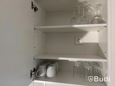 Inventarier till fullt möblerad tvårummare - se alla bilder för komplett innehåll