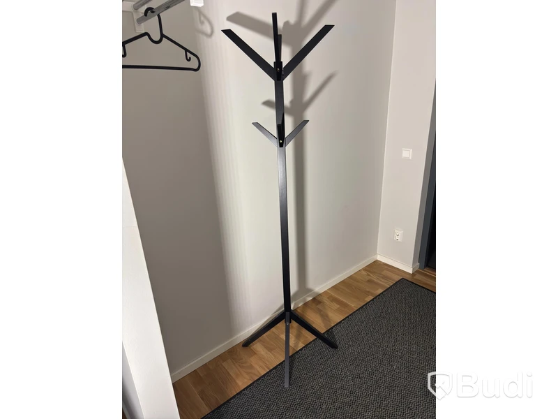Inventarier till fullt möblerad tvårummare - se alla bilder för komplett innehåll