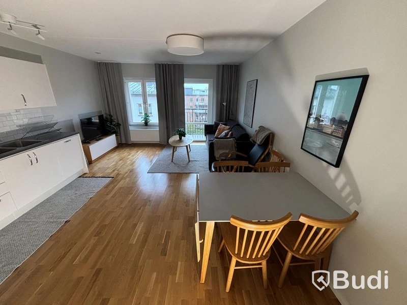 Inventarier till fullt möblerad tvårummare - se alla bilder för komplett innehåll