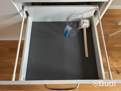 Inventarier till fullt möblerad tvårummare - se alla bilder för komplett innehåll