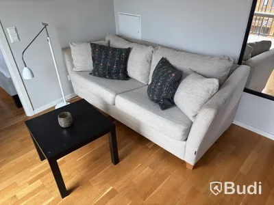 Inventarier till fullt möblerad tvårummare - se alla bilder för komplett innehåll