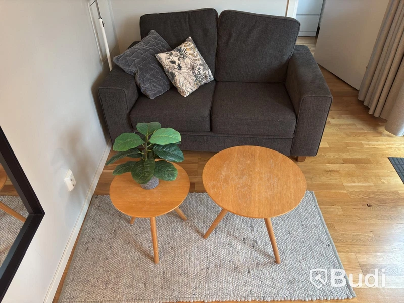 Inventarier till fullt möblerad tvårummare - se alla bilder för komplett innehåll