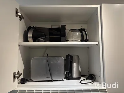Inventarier till fullt möblerad tvårummare - se alla bilder för komplett innehåll
