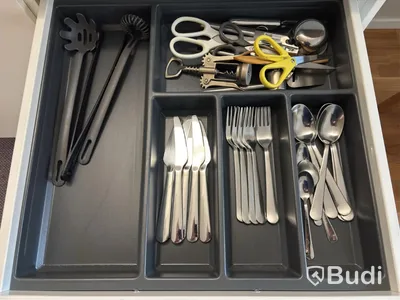 Inventarier till fullt möblerad tvårummare - se alla bilder för komplett innehåll