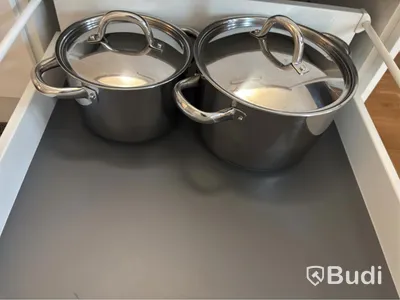 Inventarier till fullt möblerad tvårummare - se alla bilder för komplett innehåll