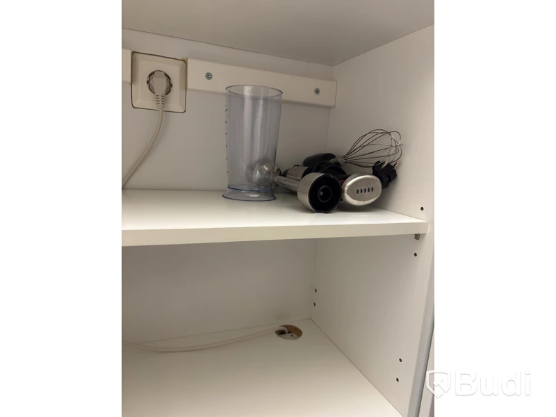 Inventarier till fullt möblerad tvårummare - se alla bilder för komplett innehåll
