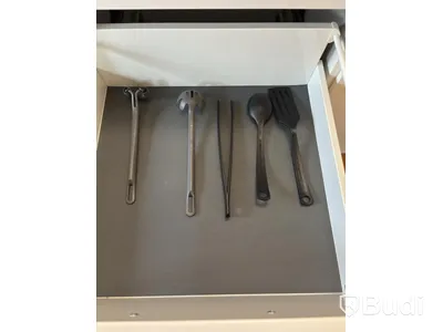 Inventarier till fullt möblerad tvårummare - se alla bilder för komplett innehåll