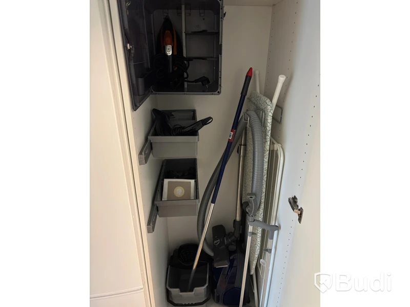 Inventarier till fullt möblerad tvårummare - se alla bilder för komplett innehåll