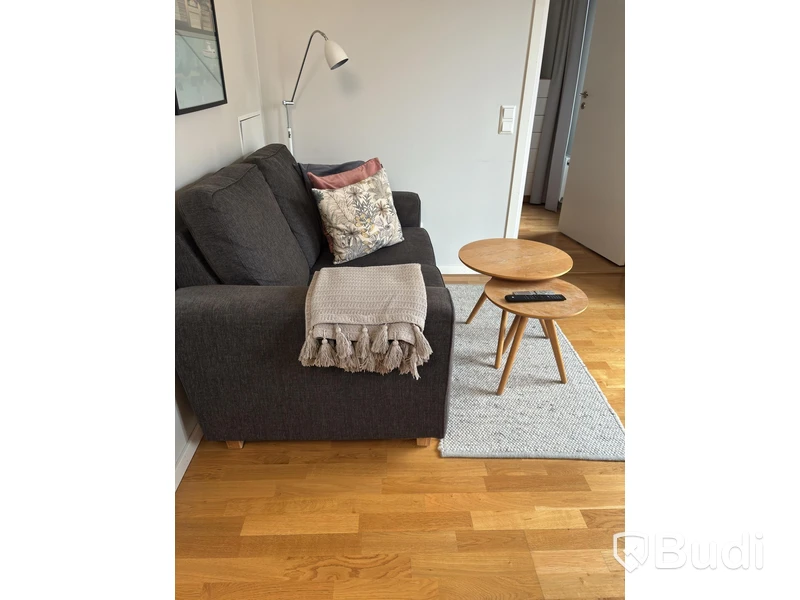 Inventarier till fullt möblerad tvårummare - se alla bilder för komplett innehåll