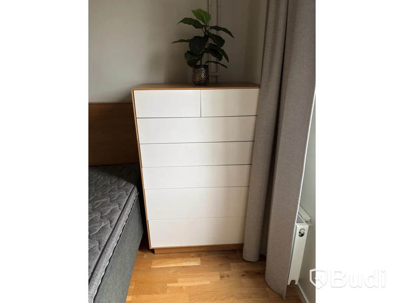 Inventarier till fullt möblerad tvårummare - se alla bilder för komplett innehåll