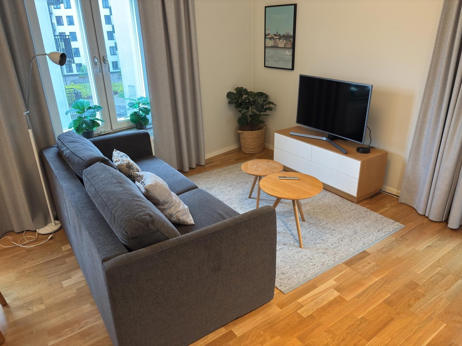 Inventarier till fullt möblerad tvårummare - se alla bilder för komplett innehåll