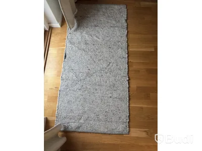 Inventarier till fullt möblerad enrummare - se alla bilder för komplett innehåll