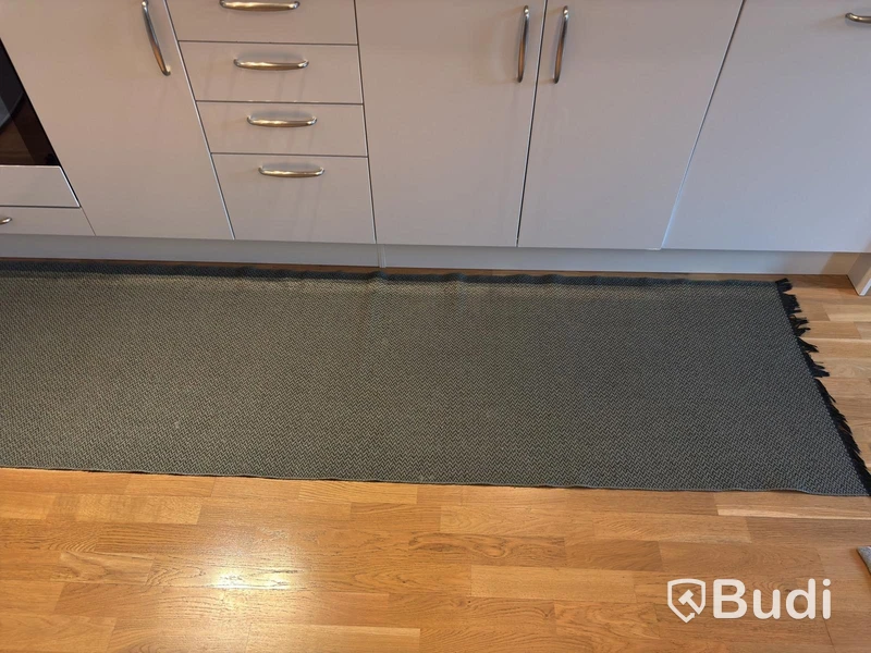 Inventarier till fullt möblerad tvårummare - se alla bilder för komplett innehåll