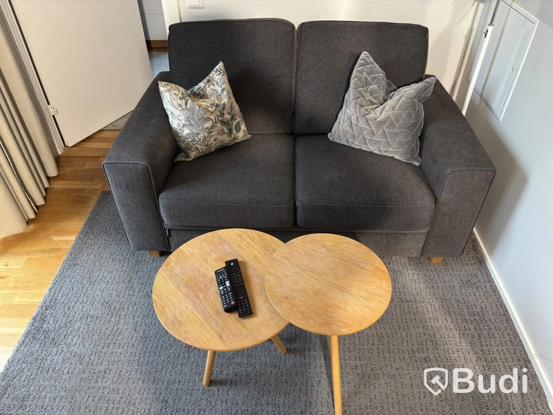 Inventarier till fullt möblerad tvårummare - se alla bilder för komplett innehåll