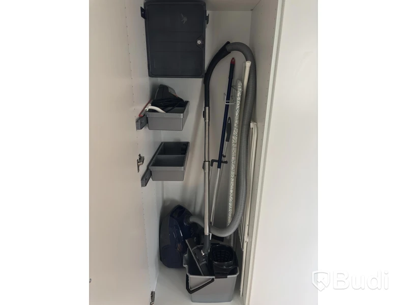 Inventarier till fullt möblerad tvårummare - se alla bilder för komplett innehåll