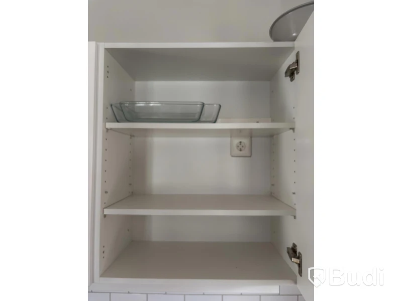 Inventarier till fullt möblerad tvårummare - se alla bilder för komplett innehåll