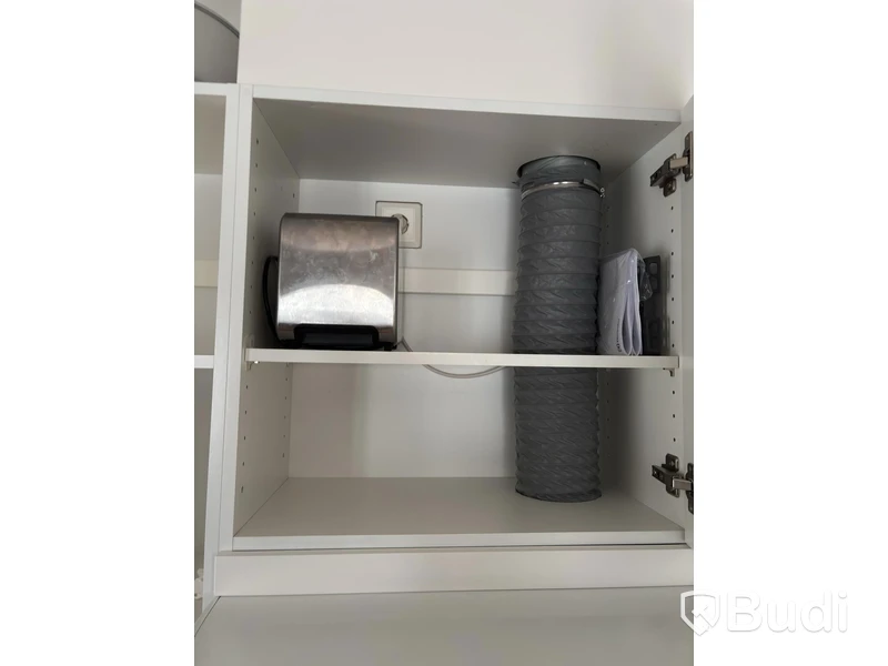 Inventarier till fullt möblerad tvårummare - se alla bilder för komplett innehåll
