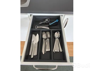 Inventarier till fullt möblerad tvårummare - se alla bilder för komplett innehåll