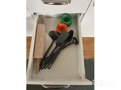 Inventarier till fullt möblerad tvårummare - se alla bilder för komplett innehåll