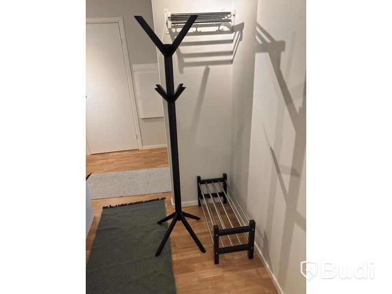 Inventarier till fullt möblerad tvårummare - se alla bilder för komplett innehåll