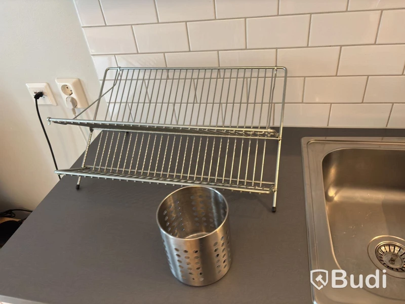 Inventarier till fullt möblerad tvårummare - se alla bilder för komplett innehåll