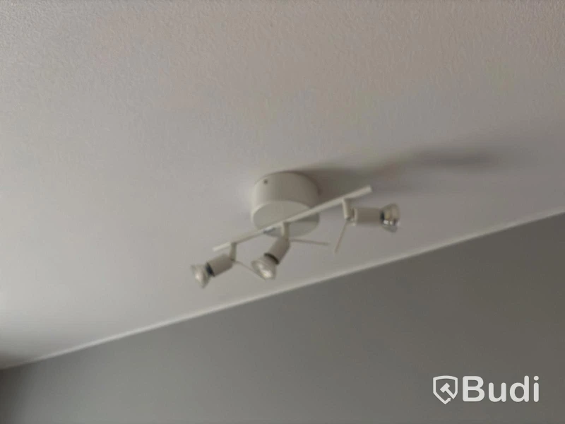 Inventarier till fullt möblerad tvårummare - se alla bilder för komplett innehåll