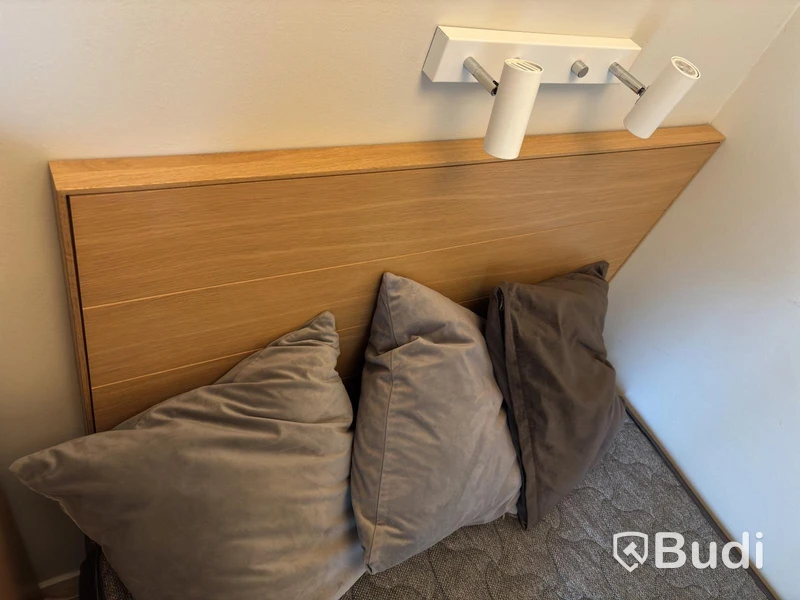 Inventarier till fullt möblerad tvårummare - se alla bilder för komplett innehåll