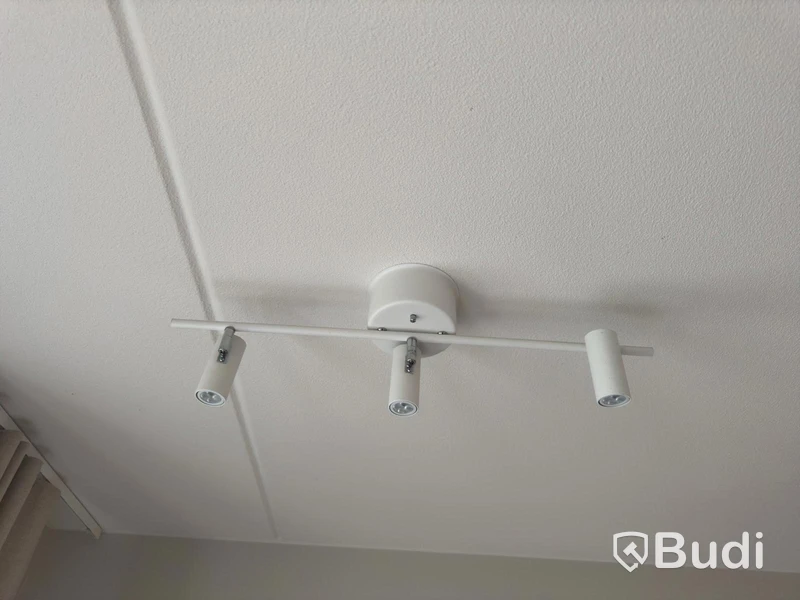 Inventarier till fullt möblerad tvårummare - se alla bilder för komplett innehåll