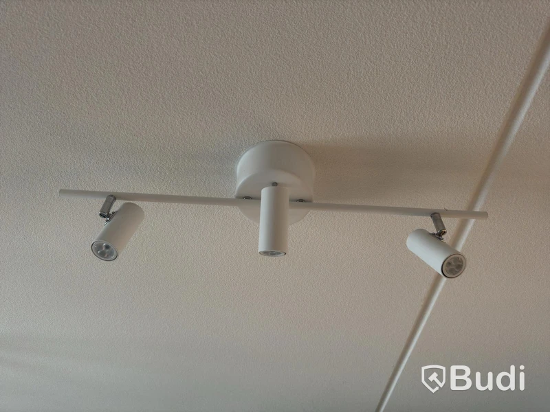 Inventarier till fullt möblerad tvårummare - se alla bilder för komplett innehåll