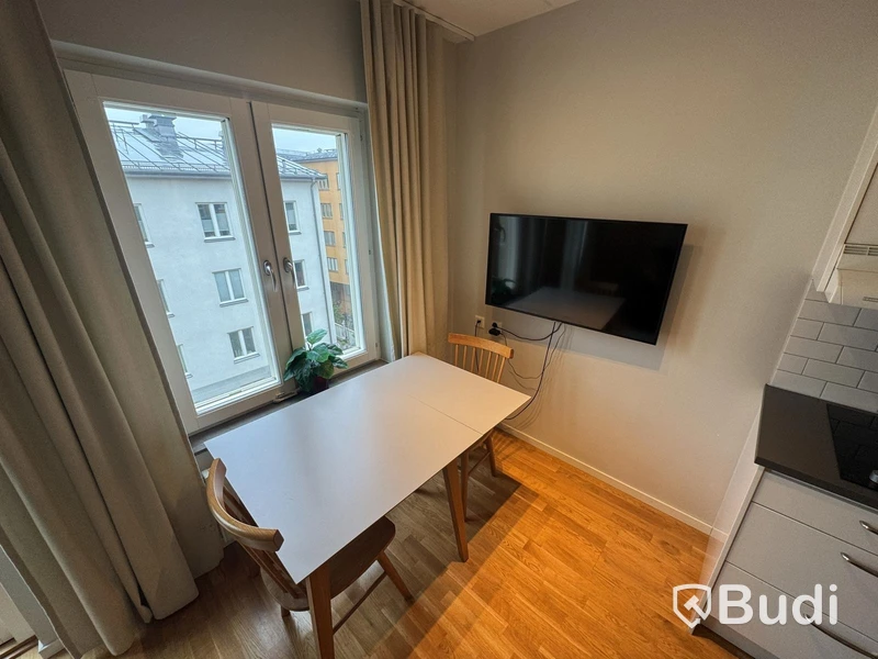 Inventarier till fullt möblerad tvårummare - se alla bilder för komplett innehåll