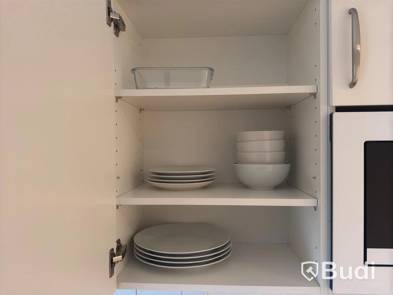 Inventarier till fullt möblerad tvårummare - se alla bilder för komplett innehåll