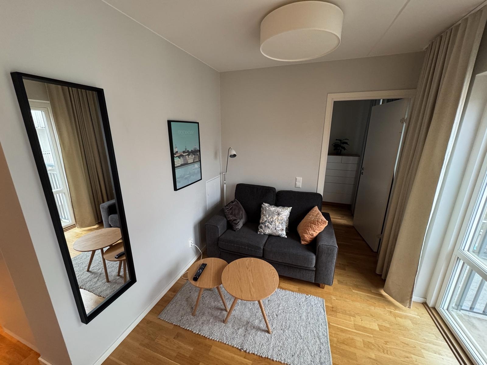 Inventarier till fullt möblerad tvårummare - se alla bilder för komplett innehåll