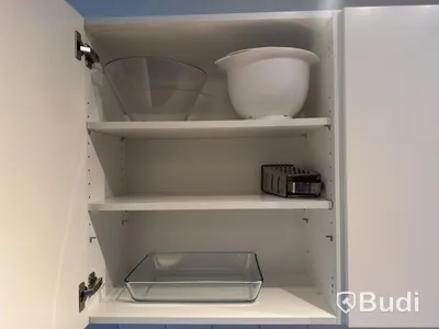 Inventarier till fullt möblerad tvårummare - se alla bilder för komplett innehåll