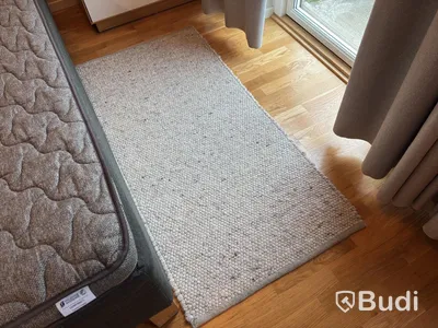 Inventarier till fullt möblerad enrummare - se alla bilder för komplett innehåll