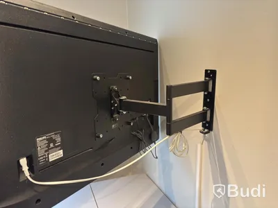 Inventarier till fullt möblerad enrummare - se alla bilder för komplett innehåll