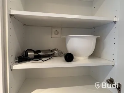 Inventarier till fullt möblerad tvårummare - se alla bilder för komplett innehåll