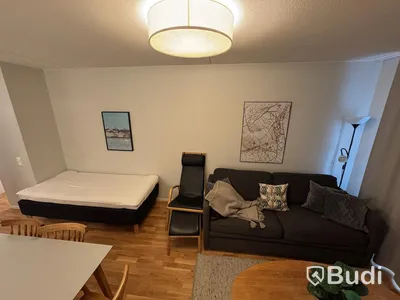 Inventarier till fullt möblerad tvårummare - se alla bilder för komplett innehåll
