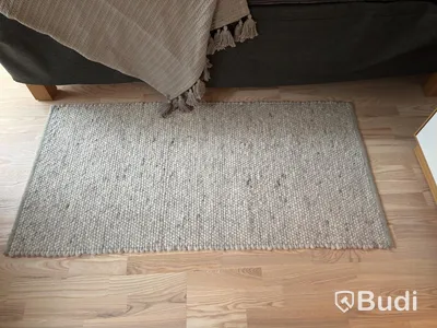 Inventarier till fullt möblerad enrummare - se alla bilder för komplett innehåll