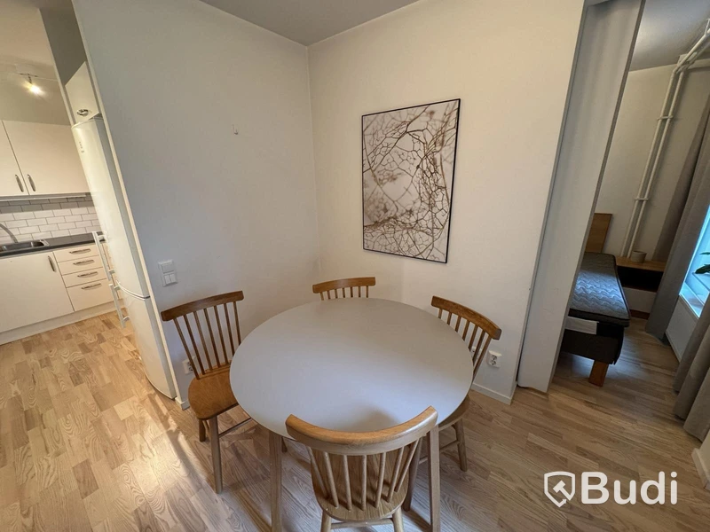 Inventarier till fullt möblerad tvårummare - se alla bilder för komplett innehåll