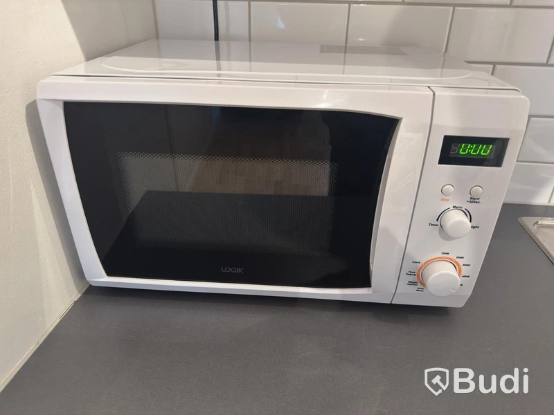 Inventarier till fullt möblerad tvårummare - se alla bilder för komplett innehåll